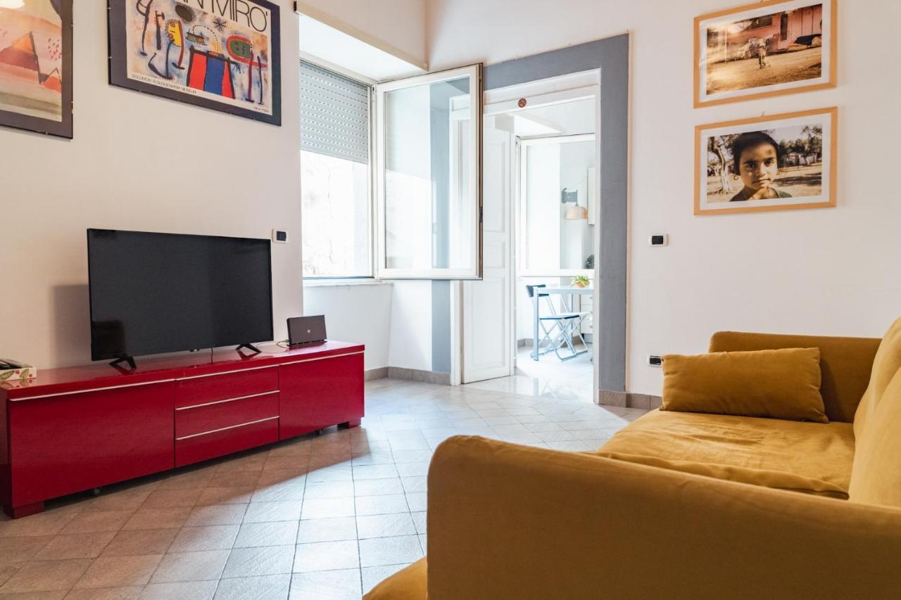 Appartamento In Pieno Centro Storico Con Terrazzo “O'Vicariello” ナポリ エクステリア 写真